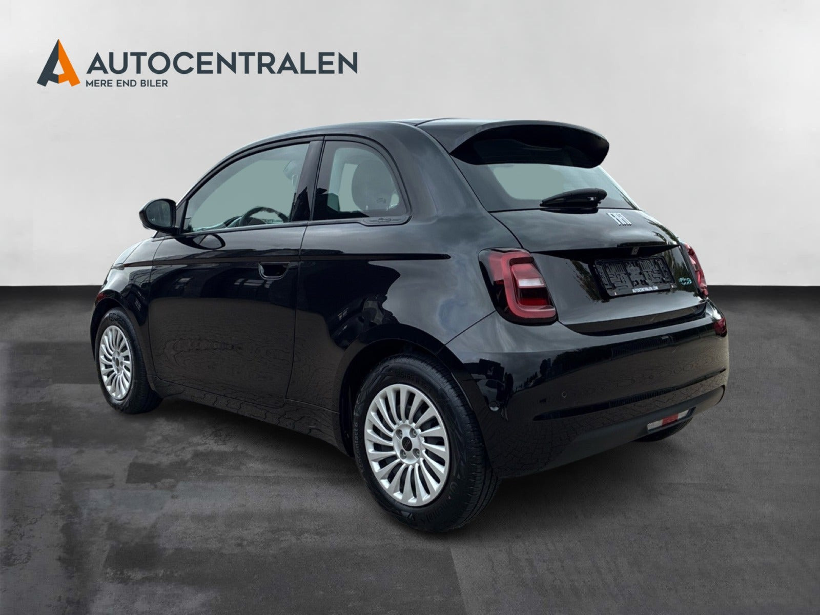 Sort Fiat 500e fra 2023