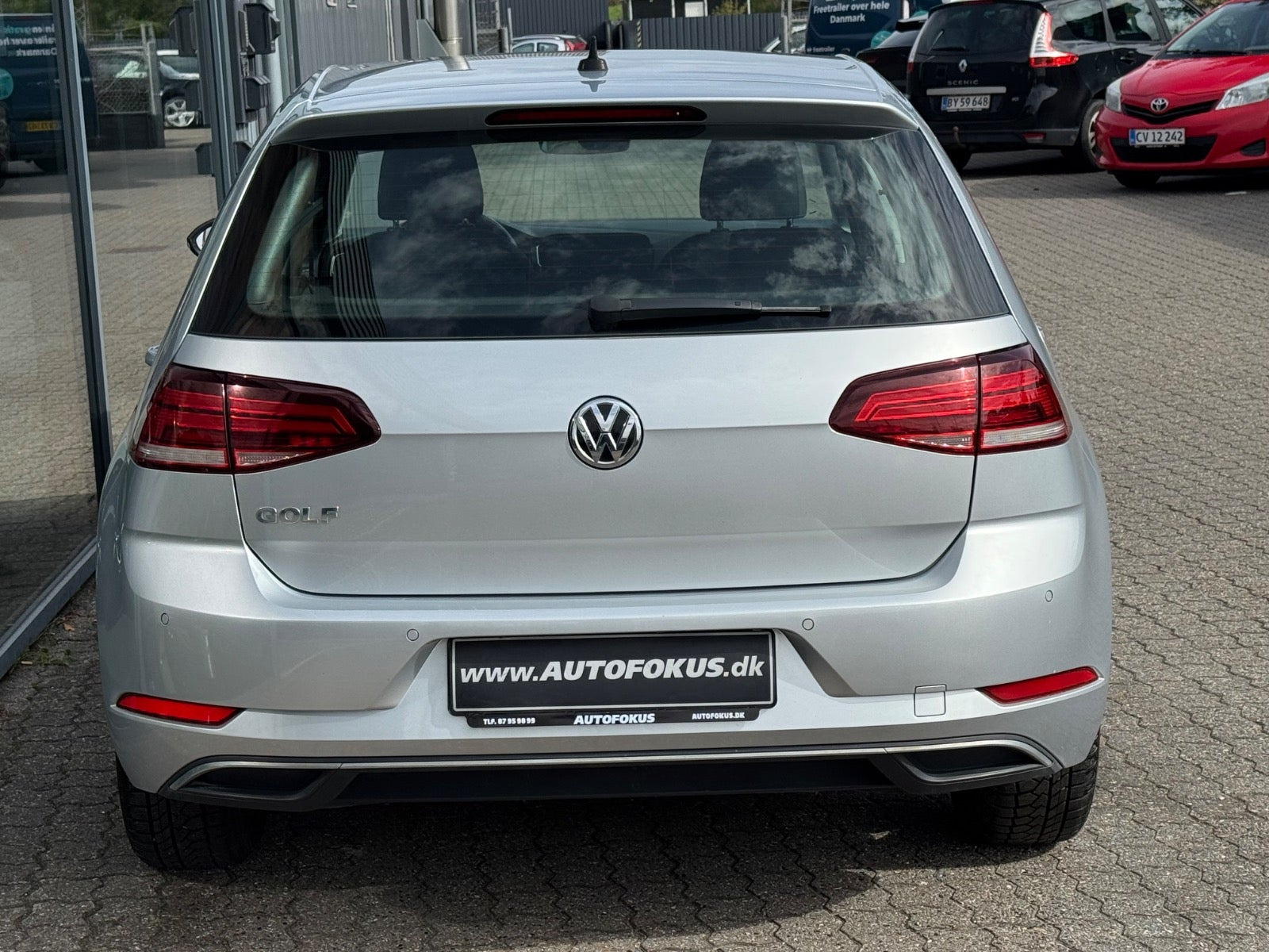 Sølv VW Golf VII fra 2019