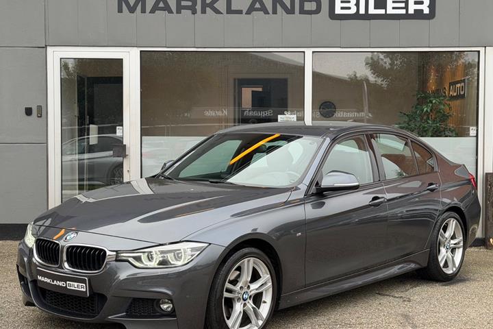 Grå BMW 320i fra 2019