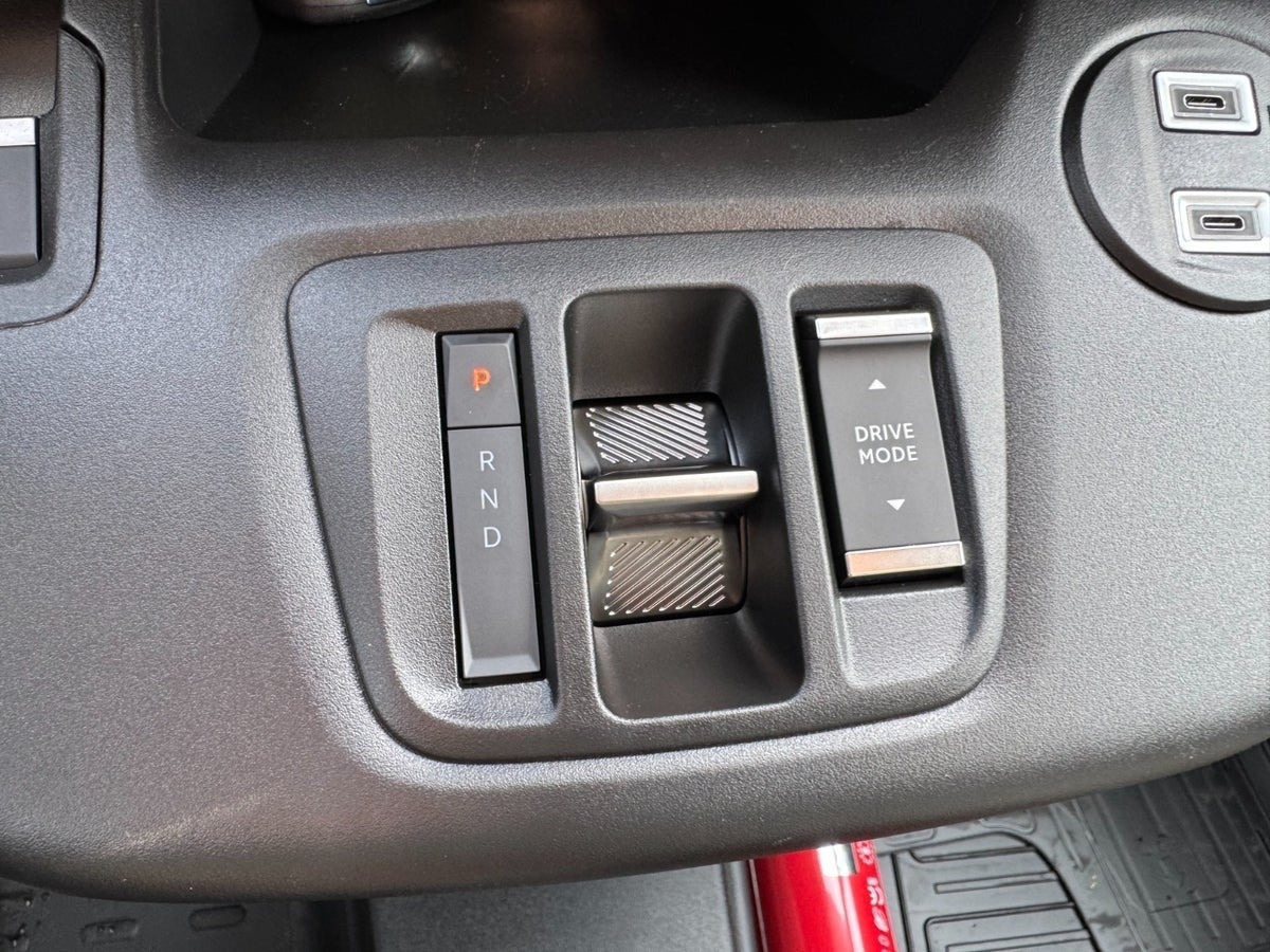 Hvid Toyota ProAce City fra 2025