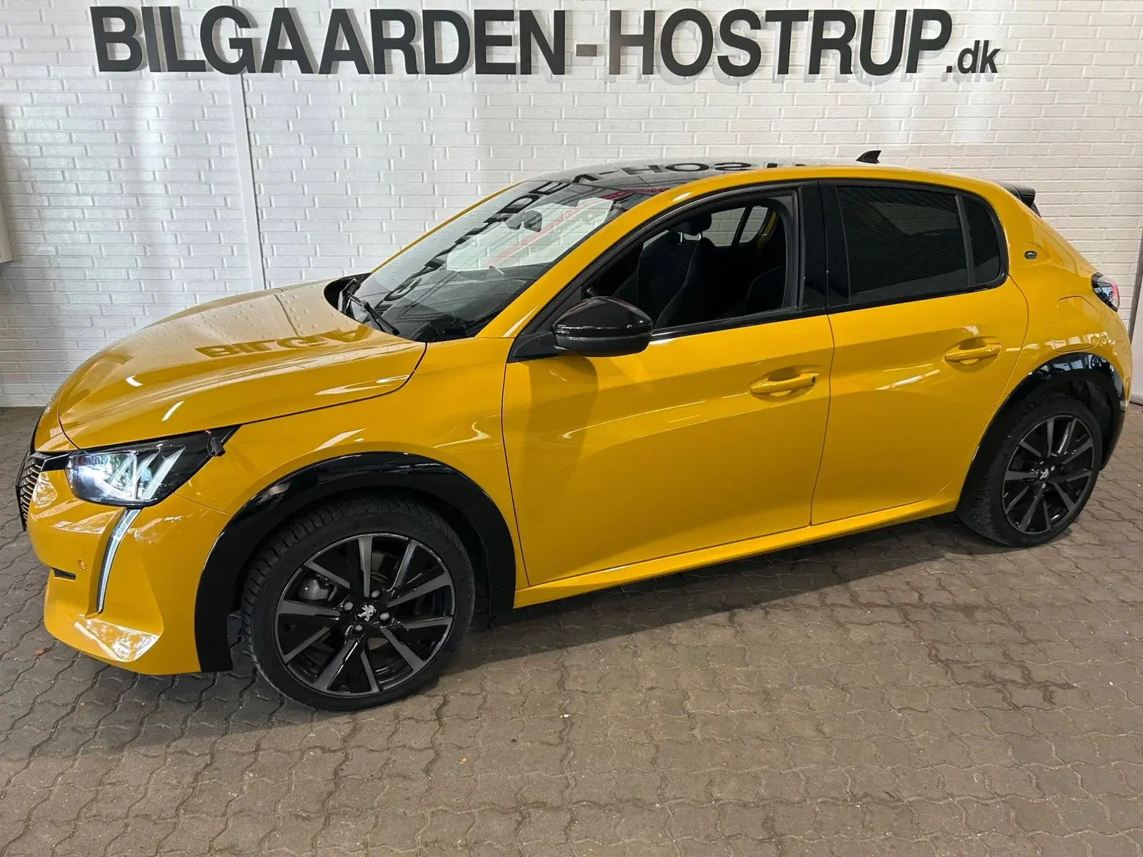 undefined Peugeot e-208 fra 2023