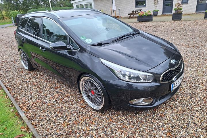 Sort Kia Ceed fra 2012