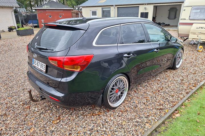 Sort Kia Ceed fra 2012