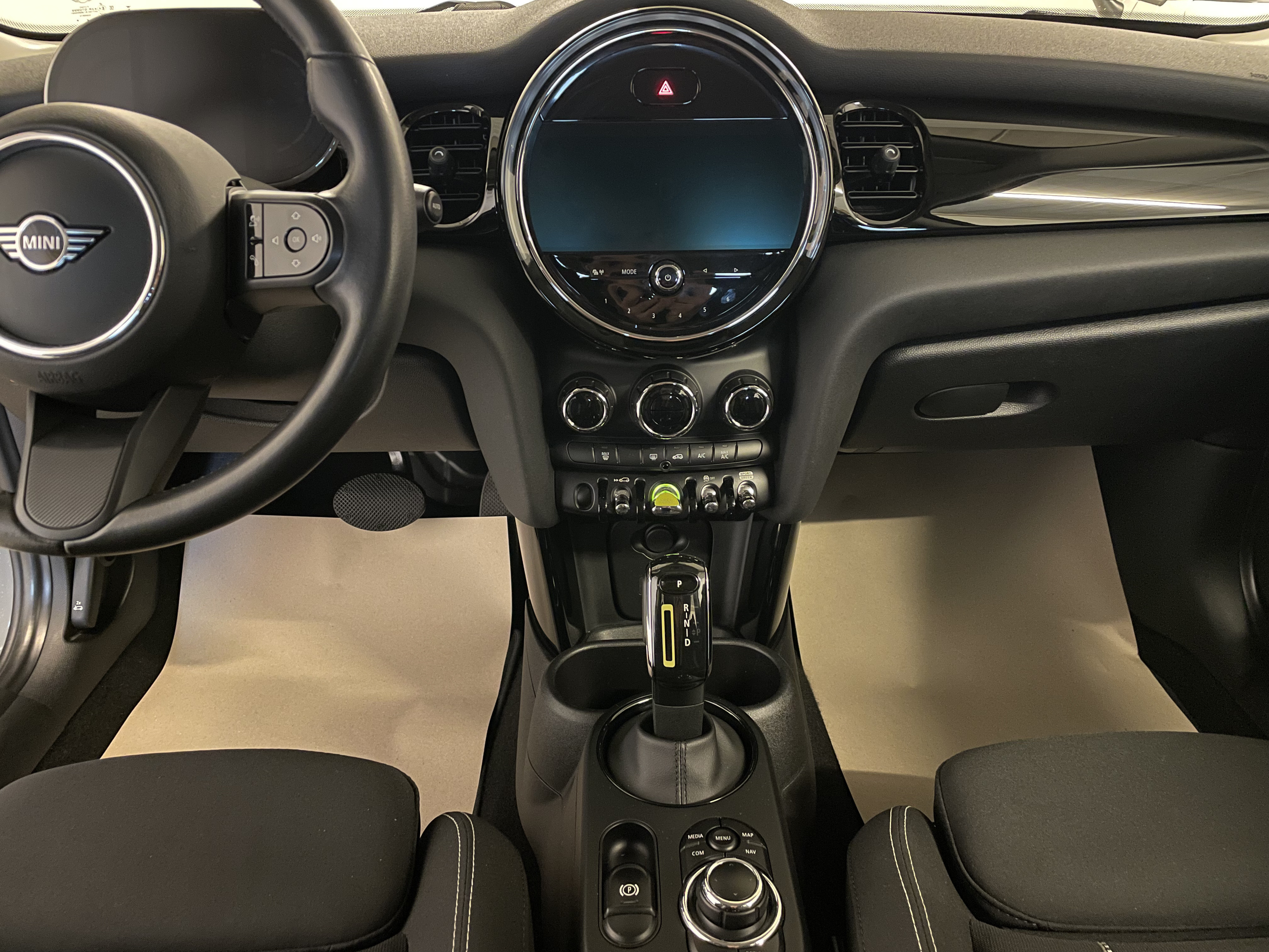 Grå Mini Cooper SE fra 2021