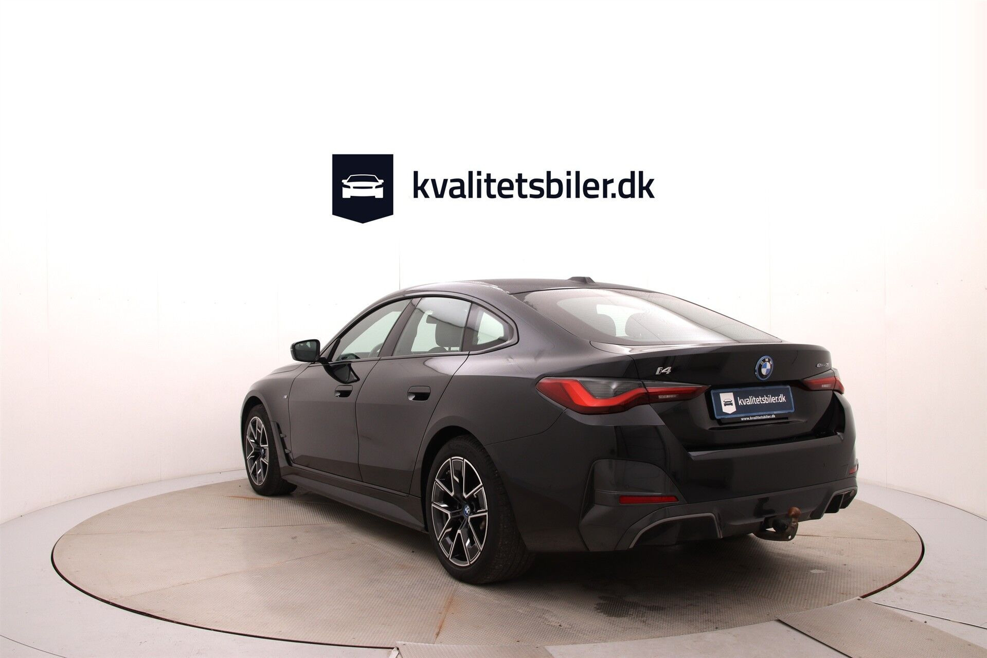 Sort BMW i4 fra 2023