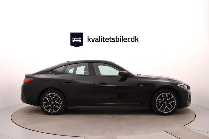 Sort BMW i4 fra 2023