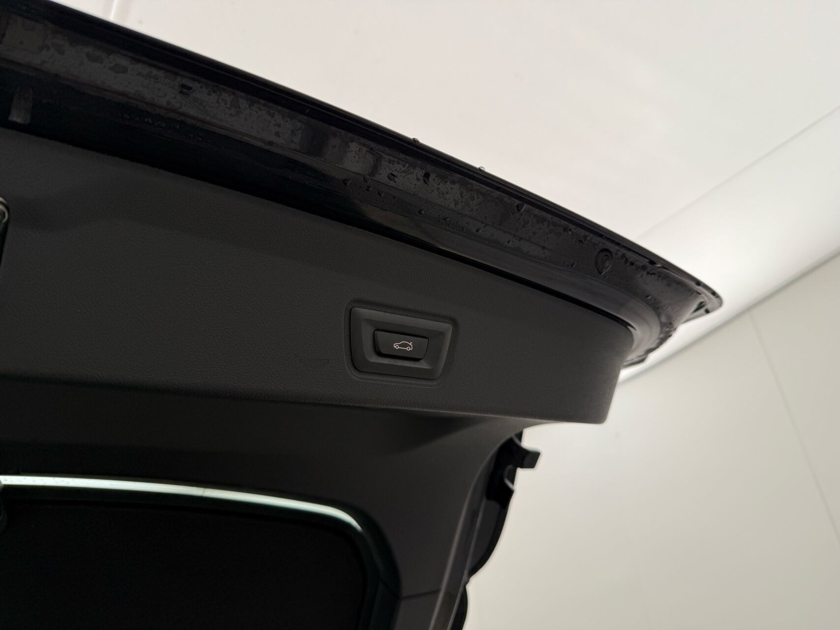 Sort BMW i4 fra 2023