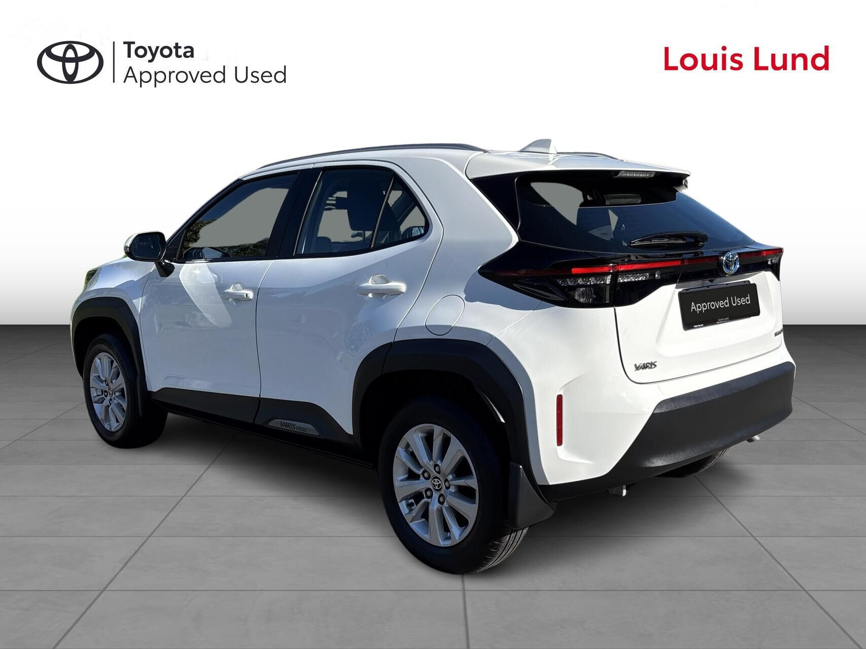 Hvid Toyota Yaris Cross fra 2022