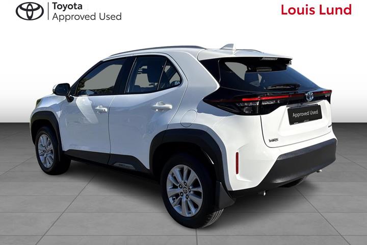 Hvid Toyota Yaris Cross fra 2022