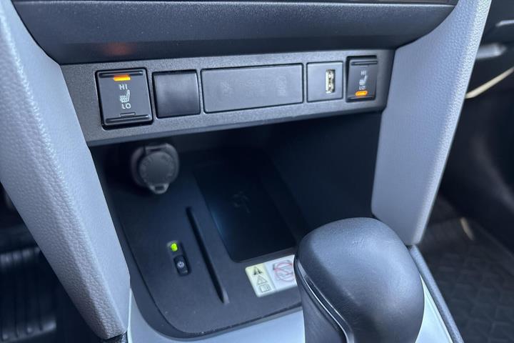Hvid Toyota Yaris Cross fra 2022