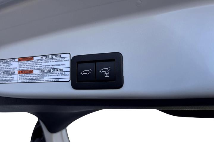 Hvid Toyota Yaris Cross fra 2022