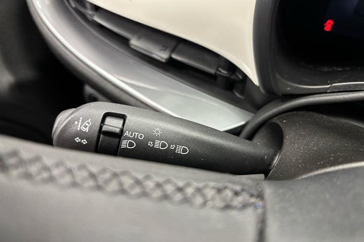 Hvid Fiat 500e fra 2023