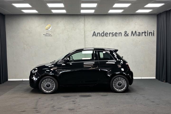 Sort Fiat 500e fra 2023