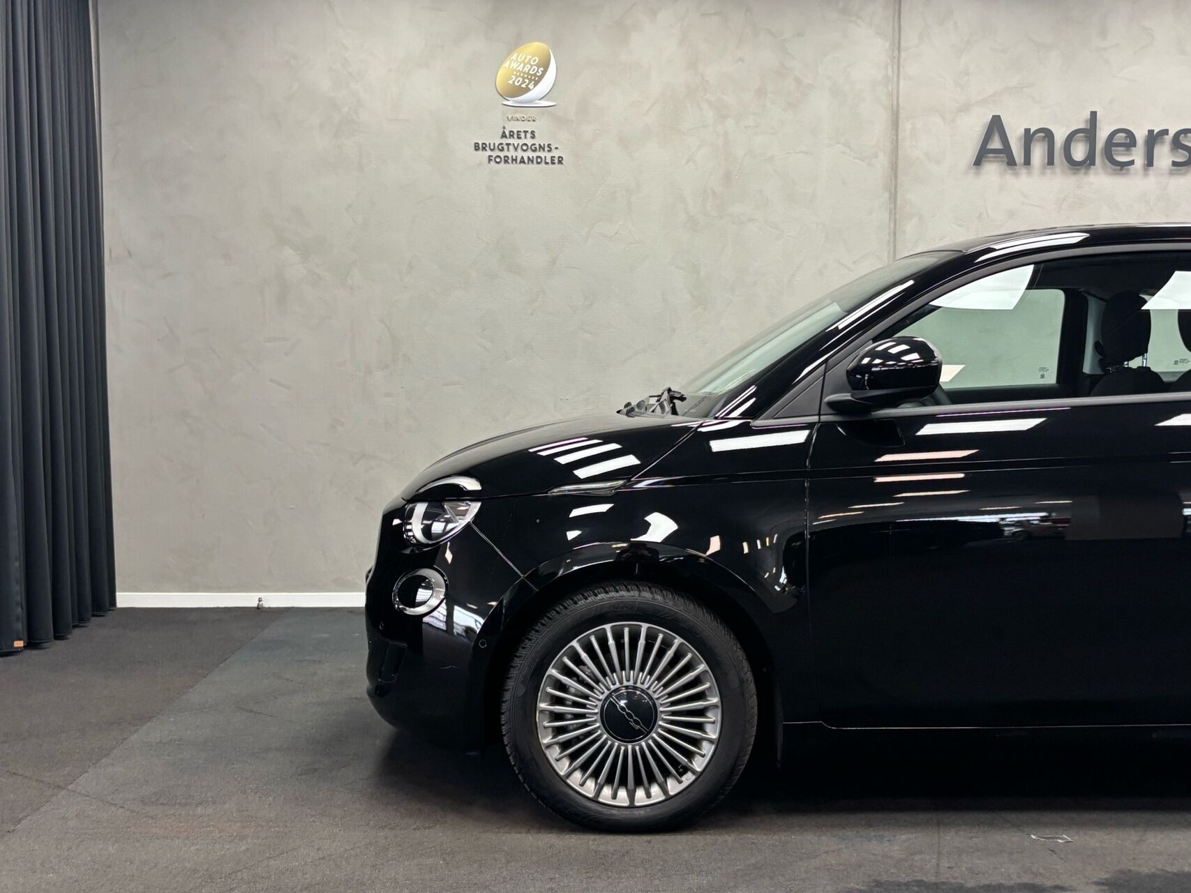 Sort Fiat 500e fra 2023
