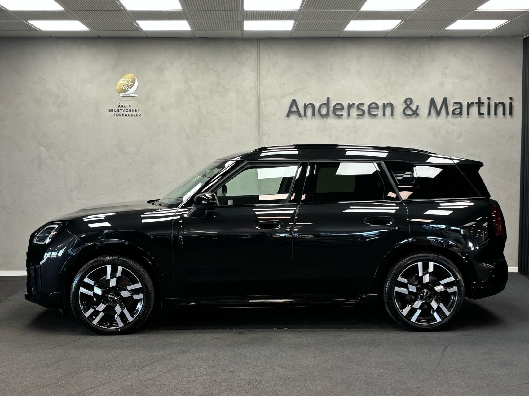 Sort Mini Countryman fra 2025