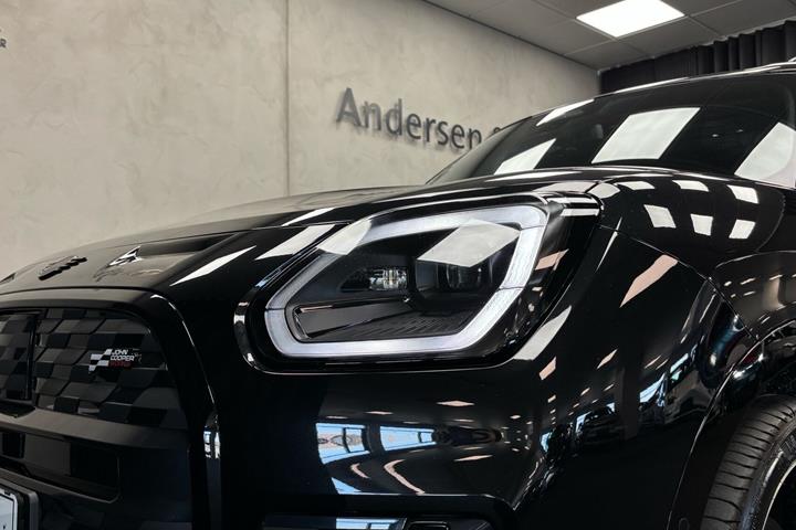 Sort Mini Countryman fra 2025