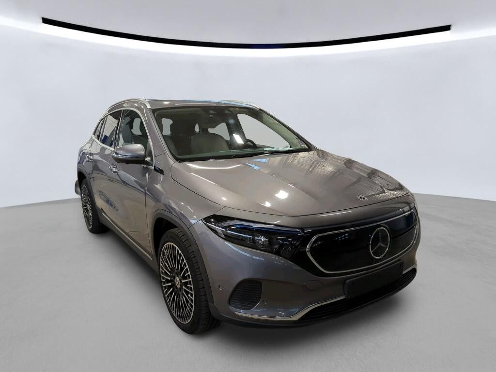 Grå Mercedes EQA250 fra 2022