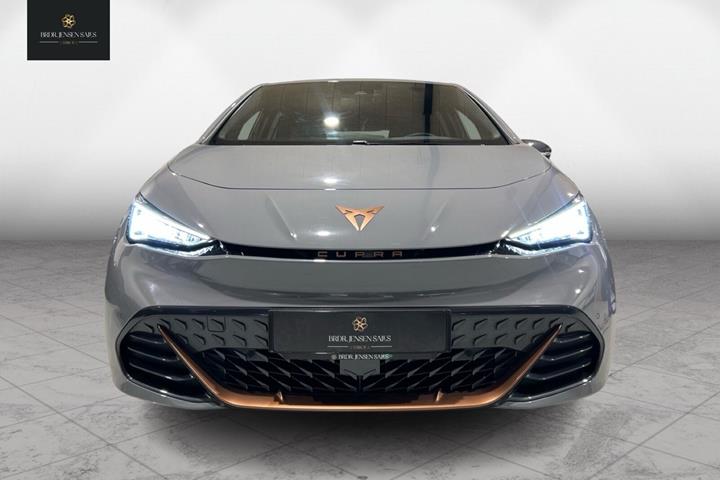 Grå Cupra Born fra 2024