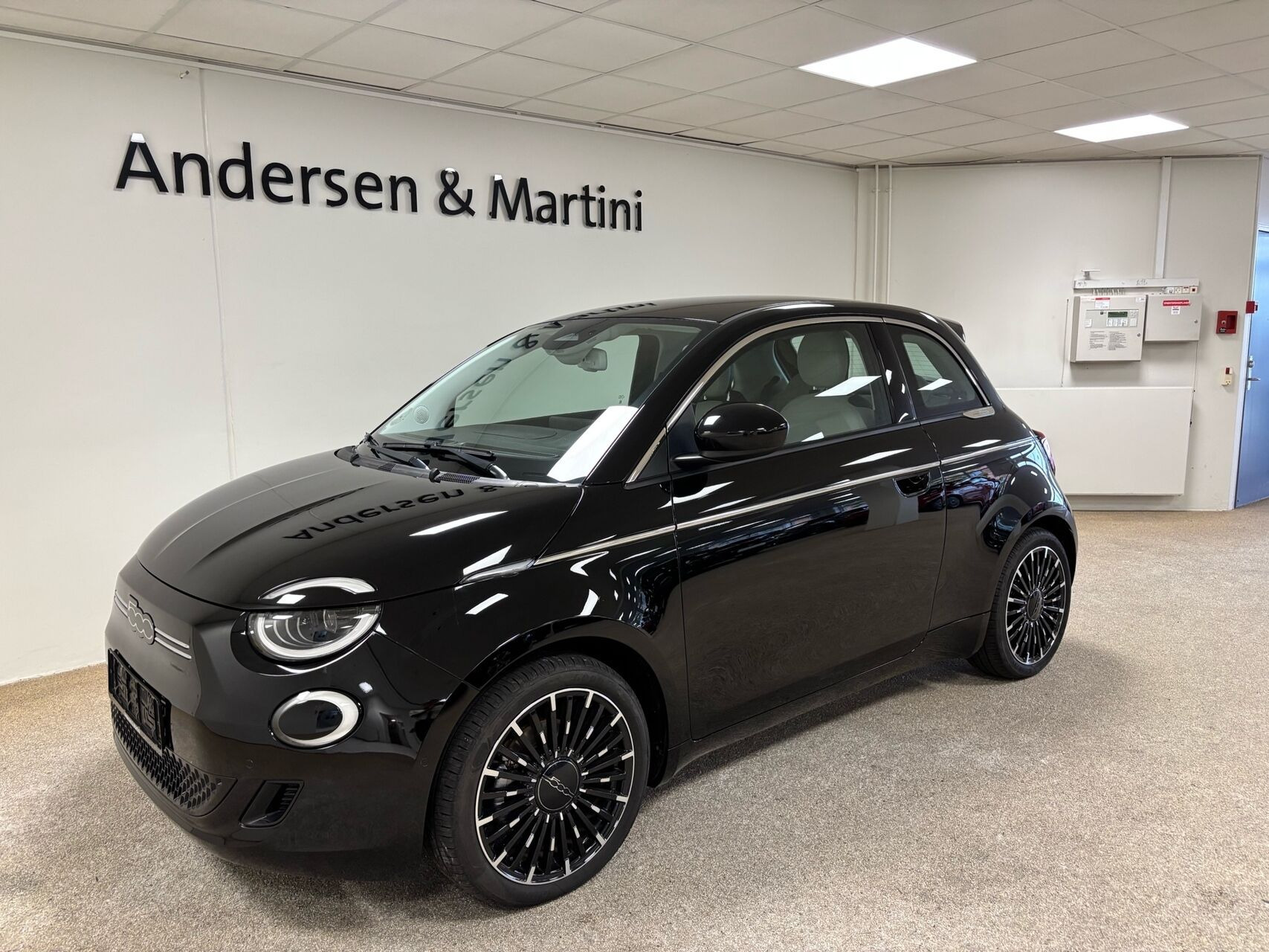 Fiat 500e EL La Prima By Bocelli 118HK 3d Aut.