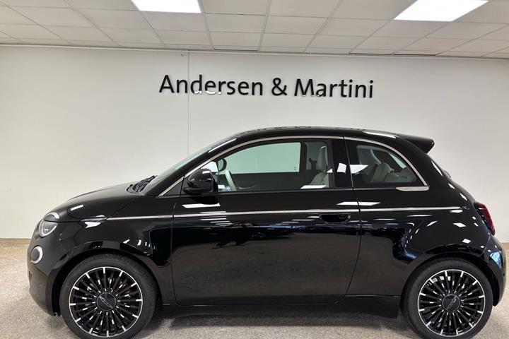 Sort Fiat 500e fra 2023