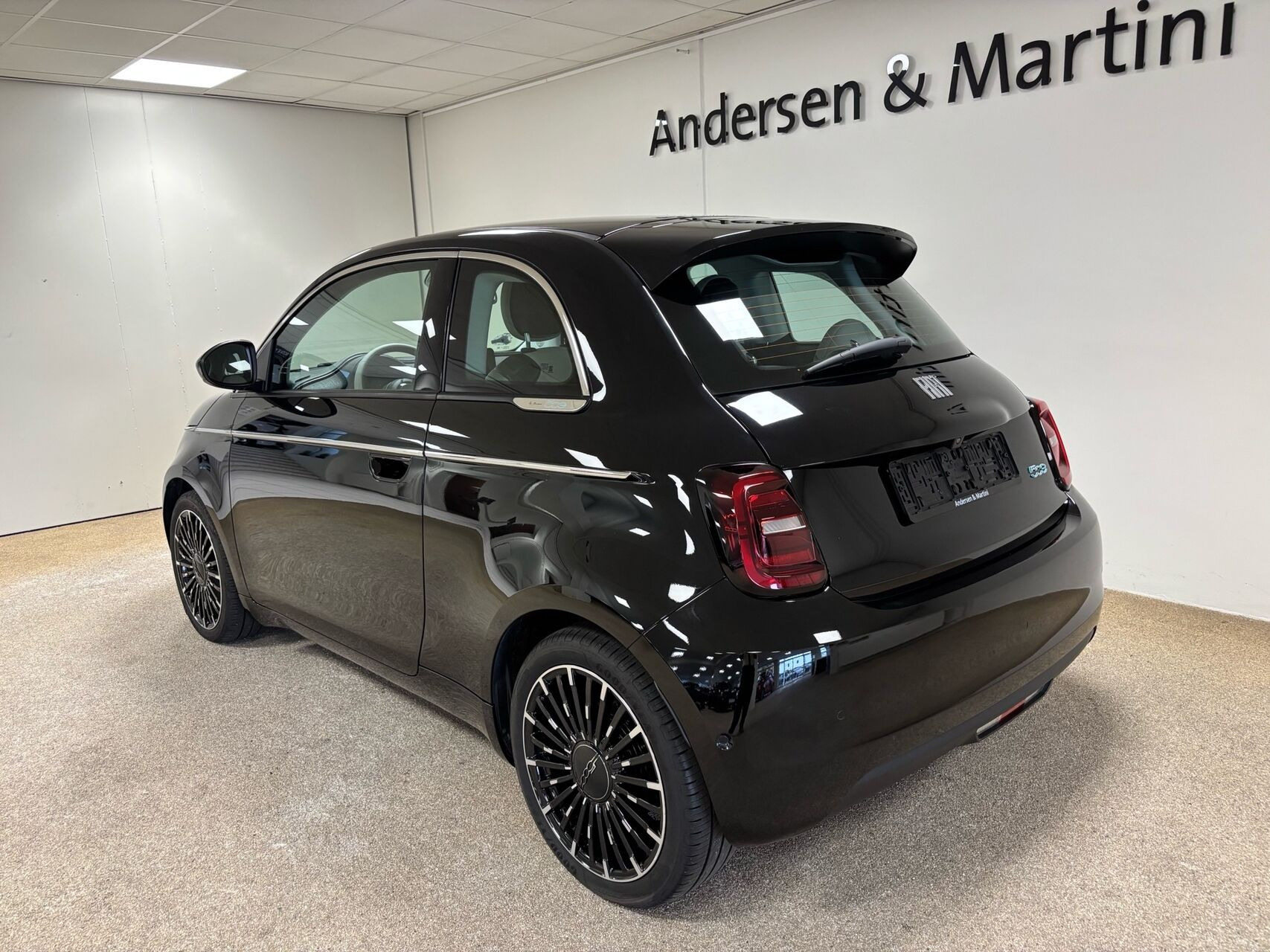 Sort Fiat 500e fra 2023