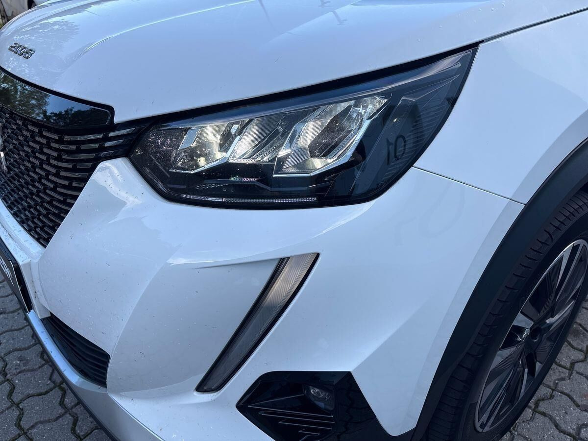 undefined Peugeot 2008 fra 2021