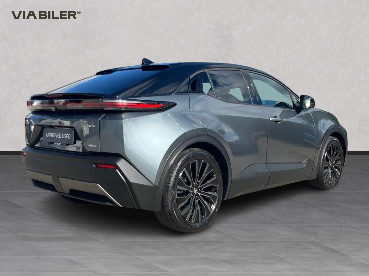 undefined Toyota C-HR+ fra 2025