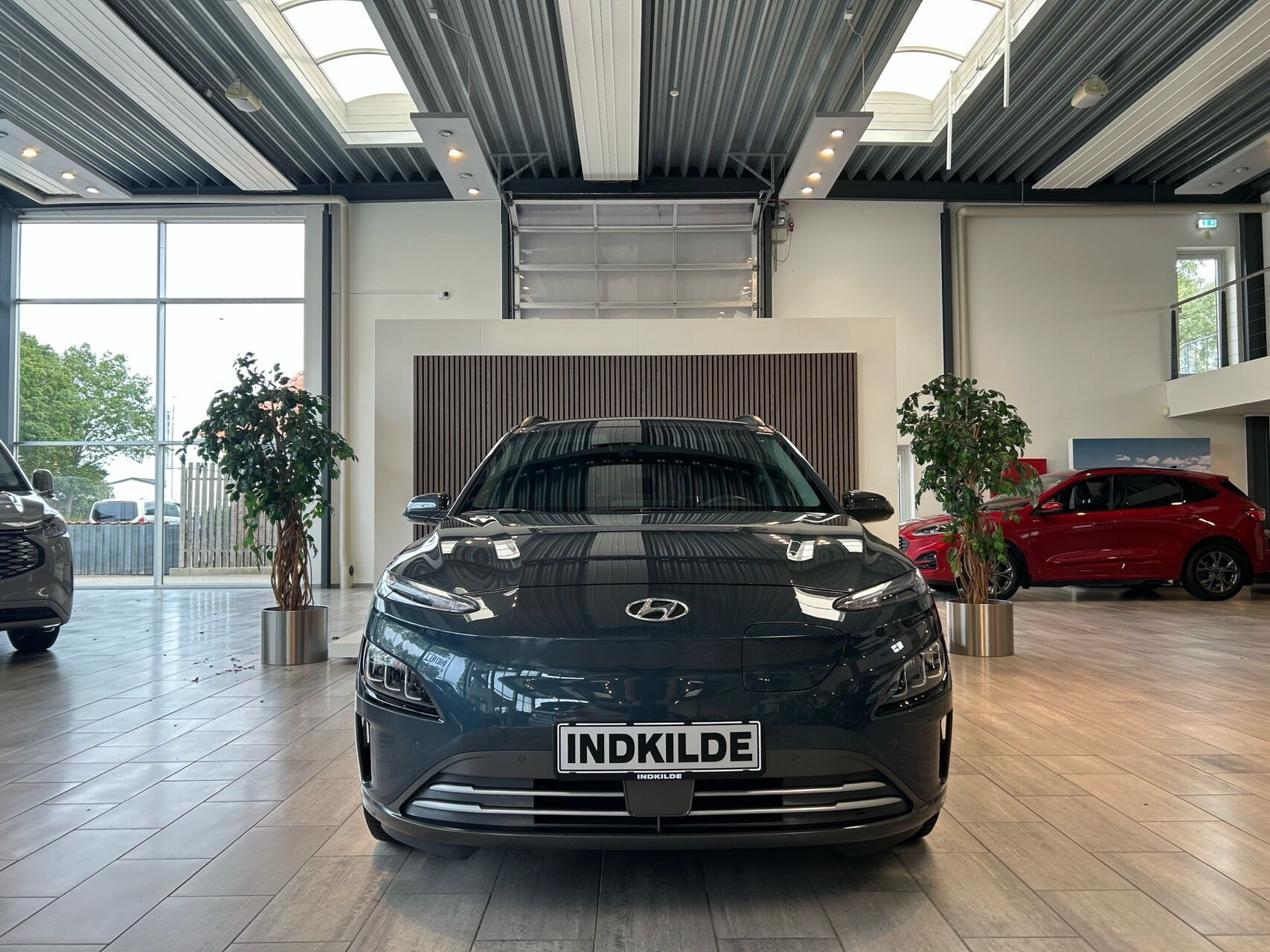 Grå Hyundai Kona fra 2022