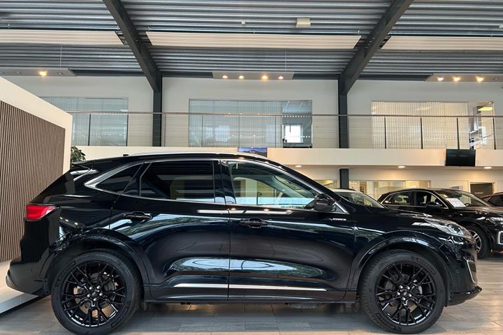 undefined Ford Kuga fra 2023