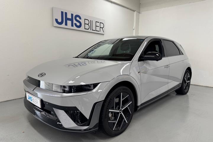 Grå Hyundai Ioniq 5 fra 2026