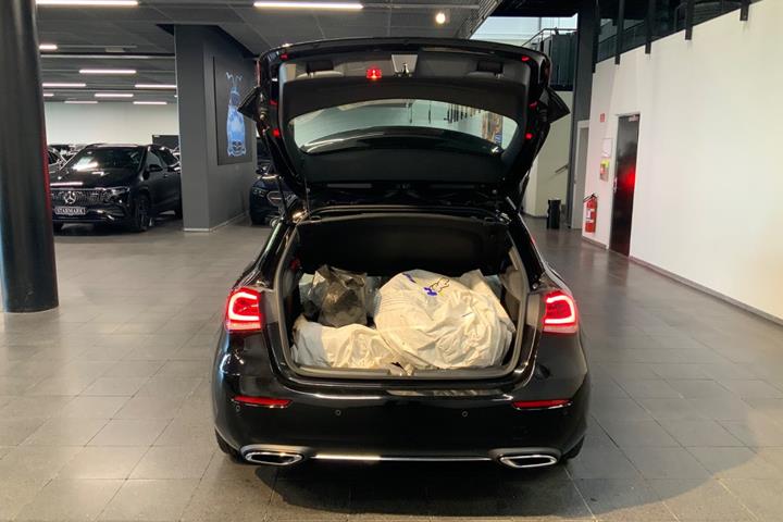 Sort Mercedes A200 fra 2019