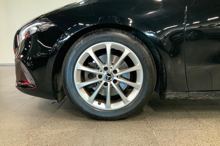 Sort Mercedes A200 fra 2019