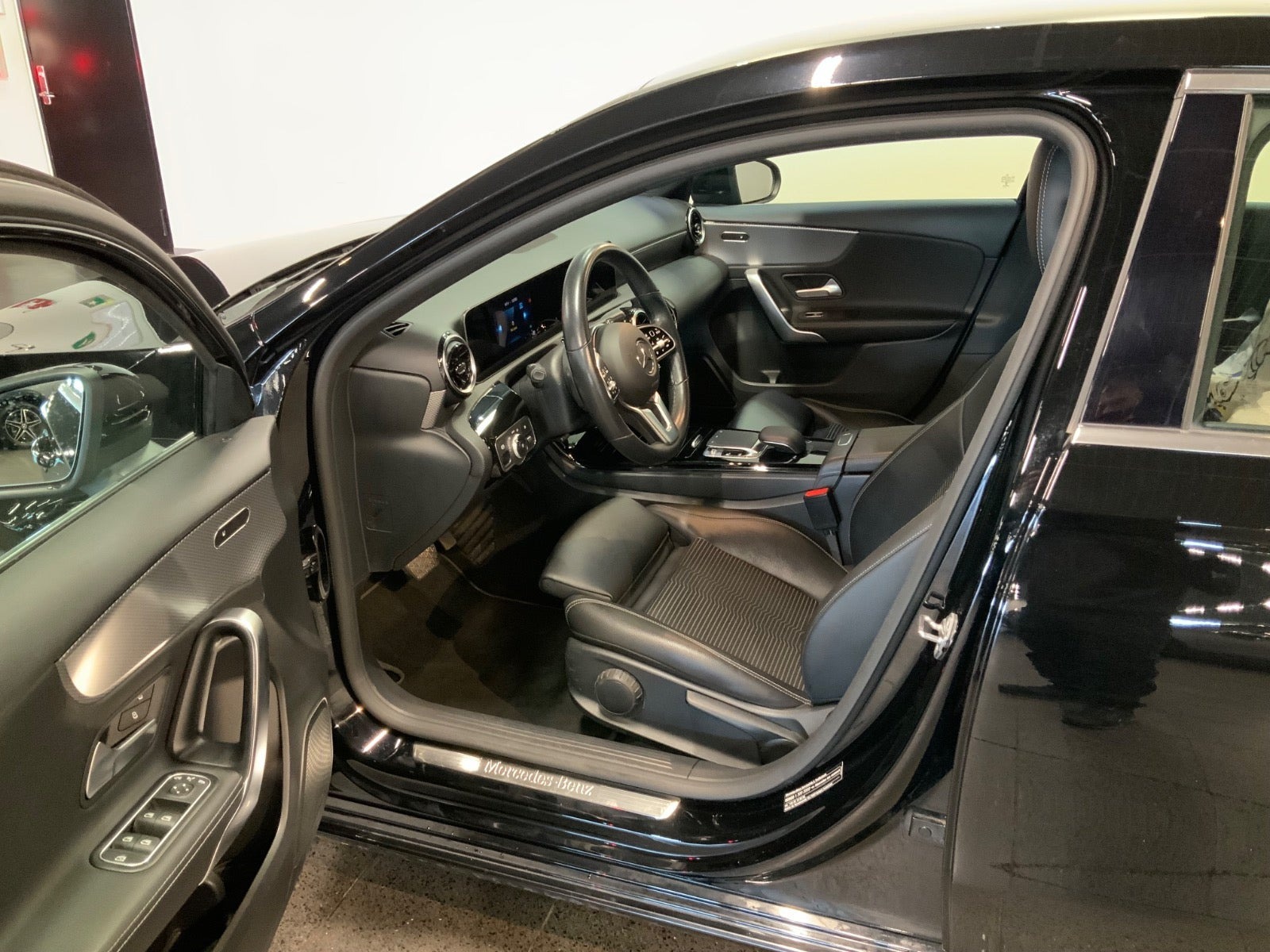 Sort Mercedes A200 fra 2019