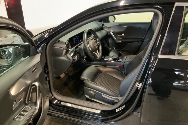 Sort Mercedes A200 fra 2019