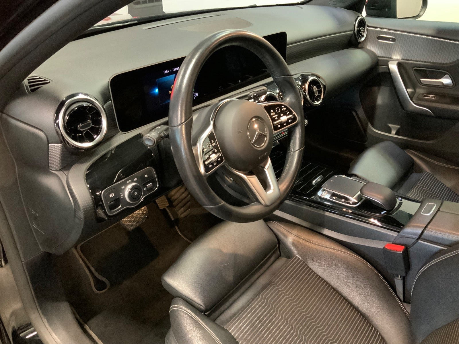 Sort Mercedes A200 fra 2019