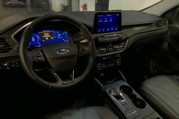 Sort Ford Kuga fra 2021