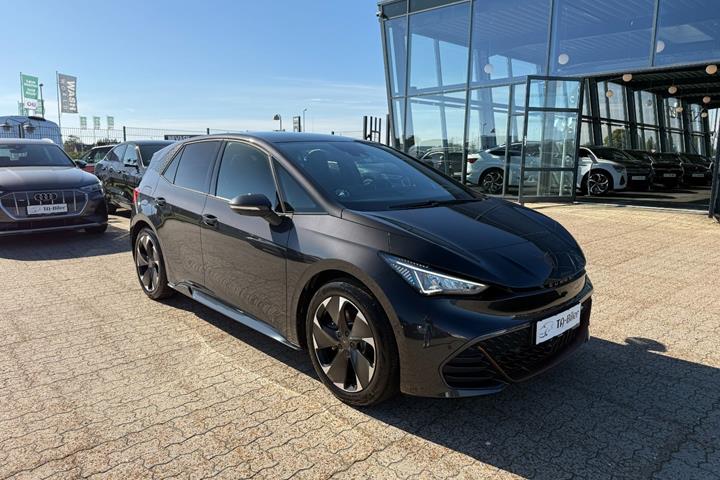 Grå Cupra Born fra 2023