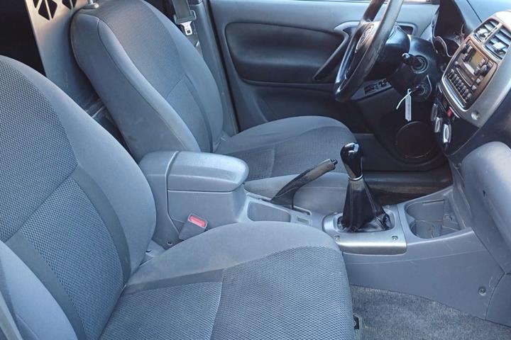 undefined Toyota RAV4 fra 2003