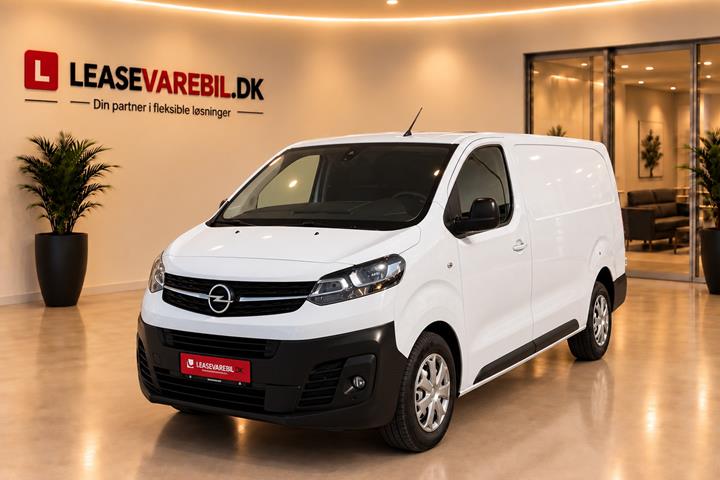 Hvid Opel Vivaro fra 2023