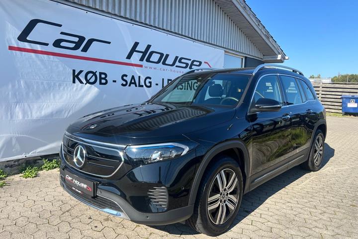 Sort Mercedes EQB300 fra 2023