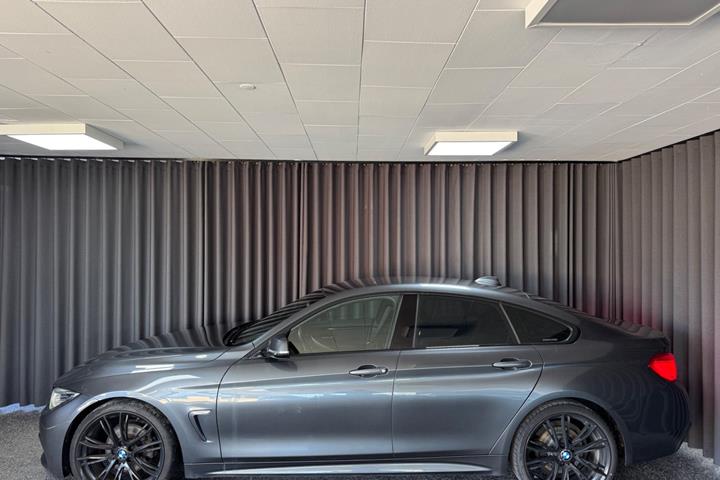Sort BMW 420d fra 2019