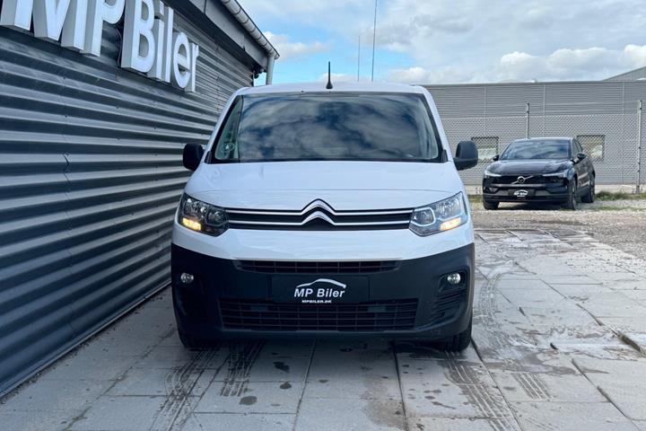 Hvid Citroën Berlingo fra 2019