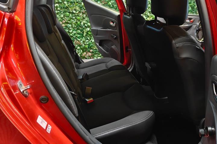 undefined Renault Clio IV fra 2013