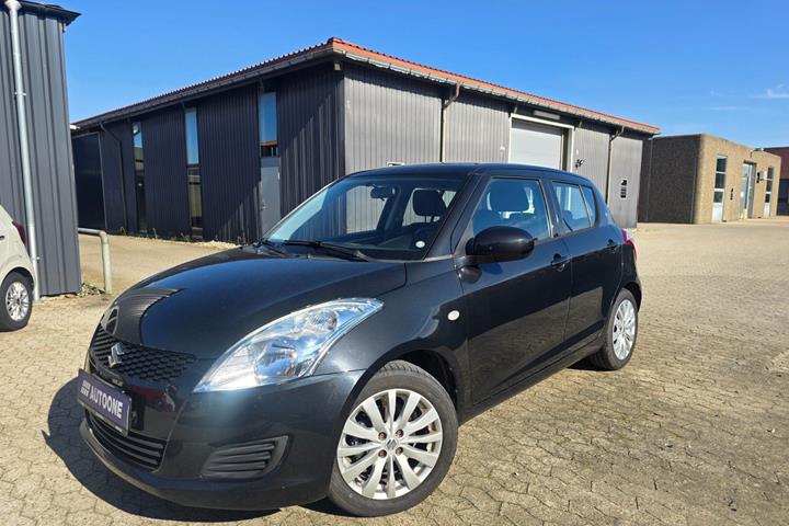 Sort Suzuki Swift fra 2012