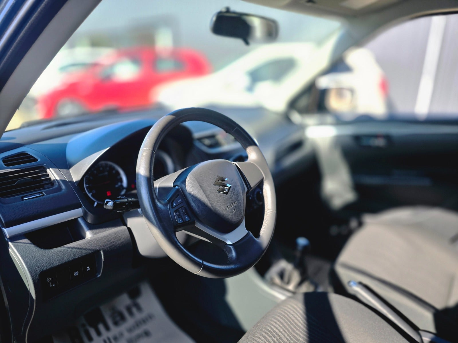 Sort Suzuki Swift fra 2012