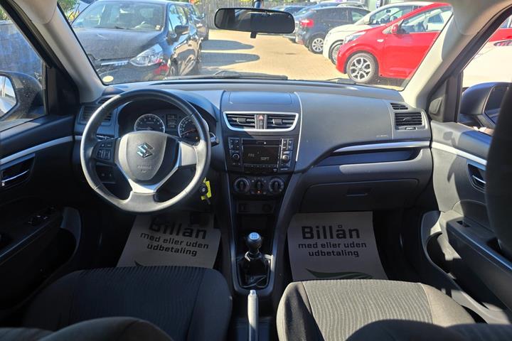 Sort Suzuki Swift fra 2012