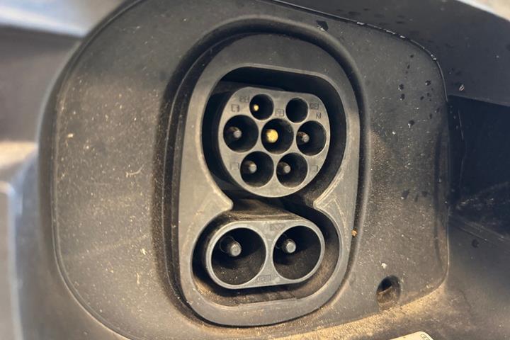 Sølv VW ID.4 fra 2021