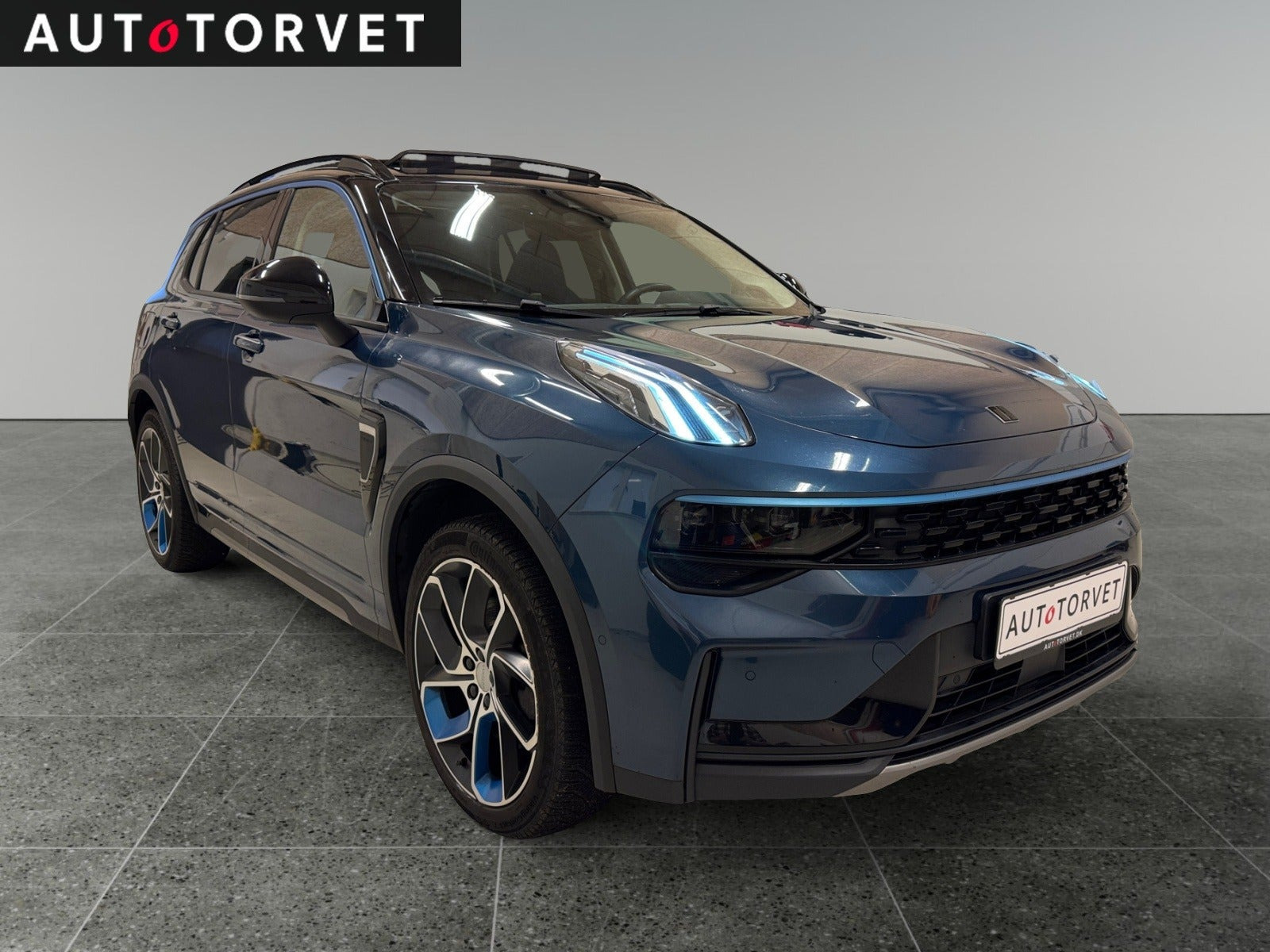 Blå Lynk & Co 01 fra 2022