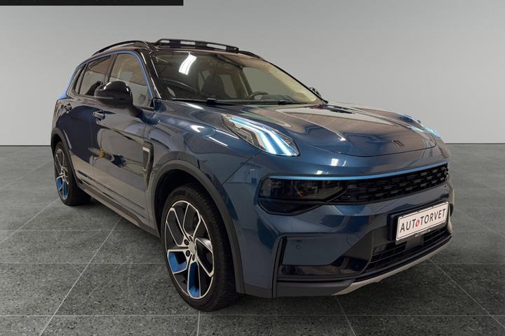 Blå Lynk & Co 01 fra 2022