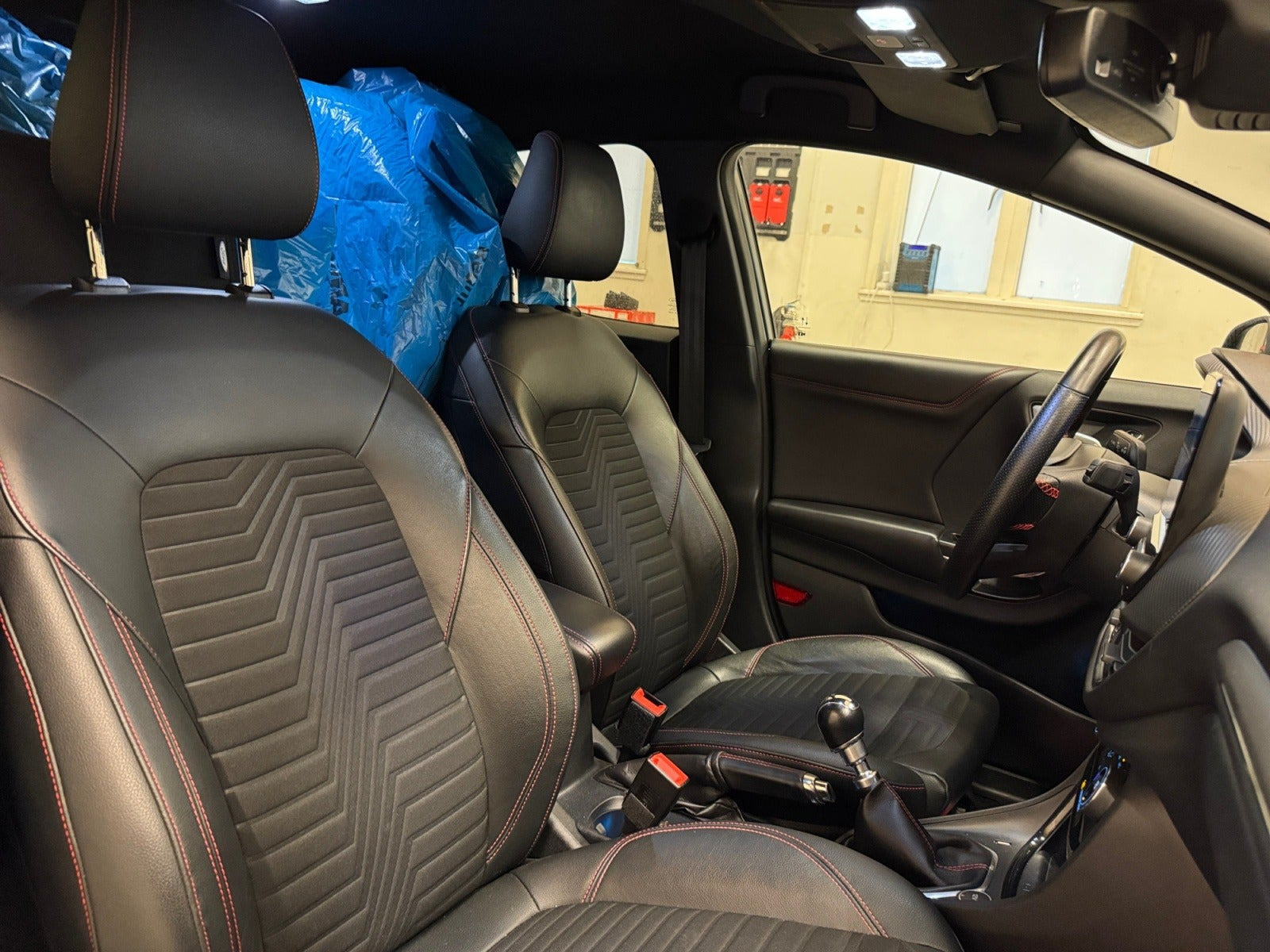 Grå Ford Puma fra 2020